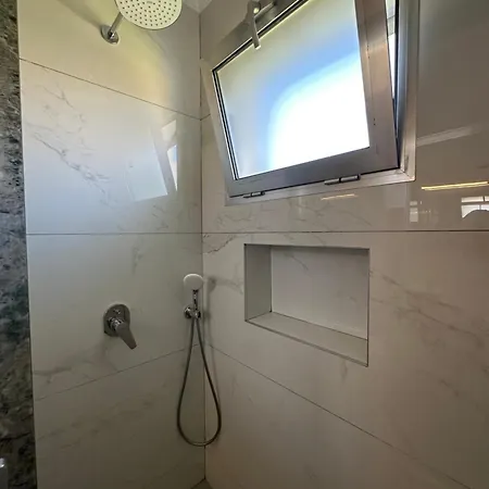 Mavi Yengeç Butik Couette-café